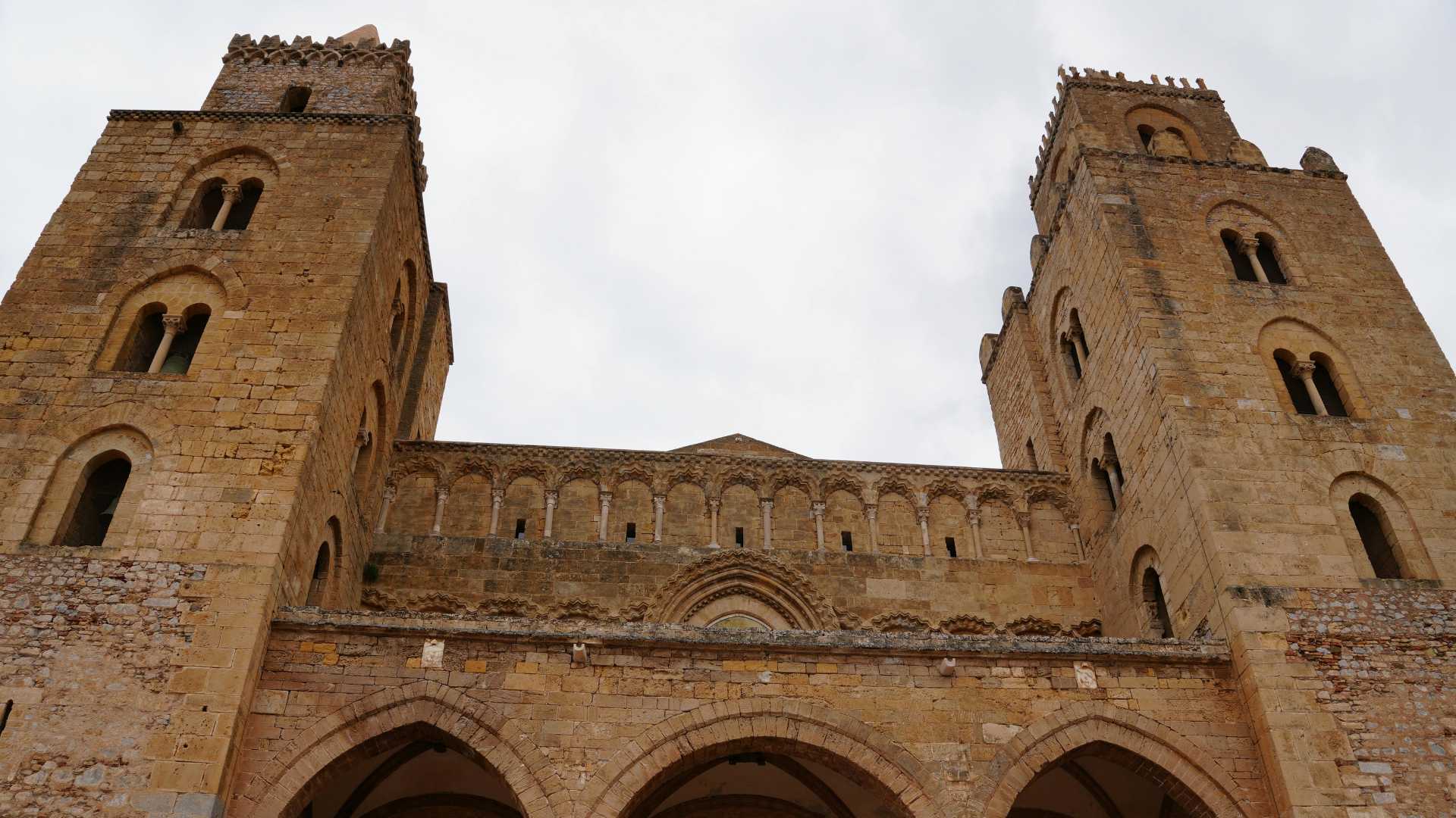 Cosa vedere a Cefalù in un giorno: itinerario tra storia e mare